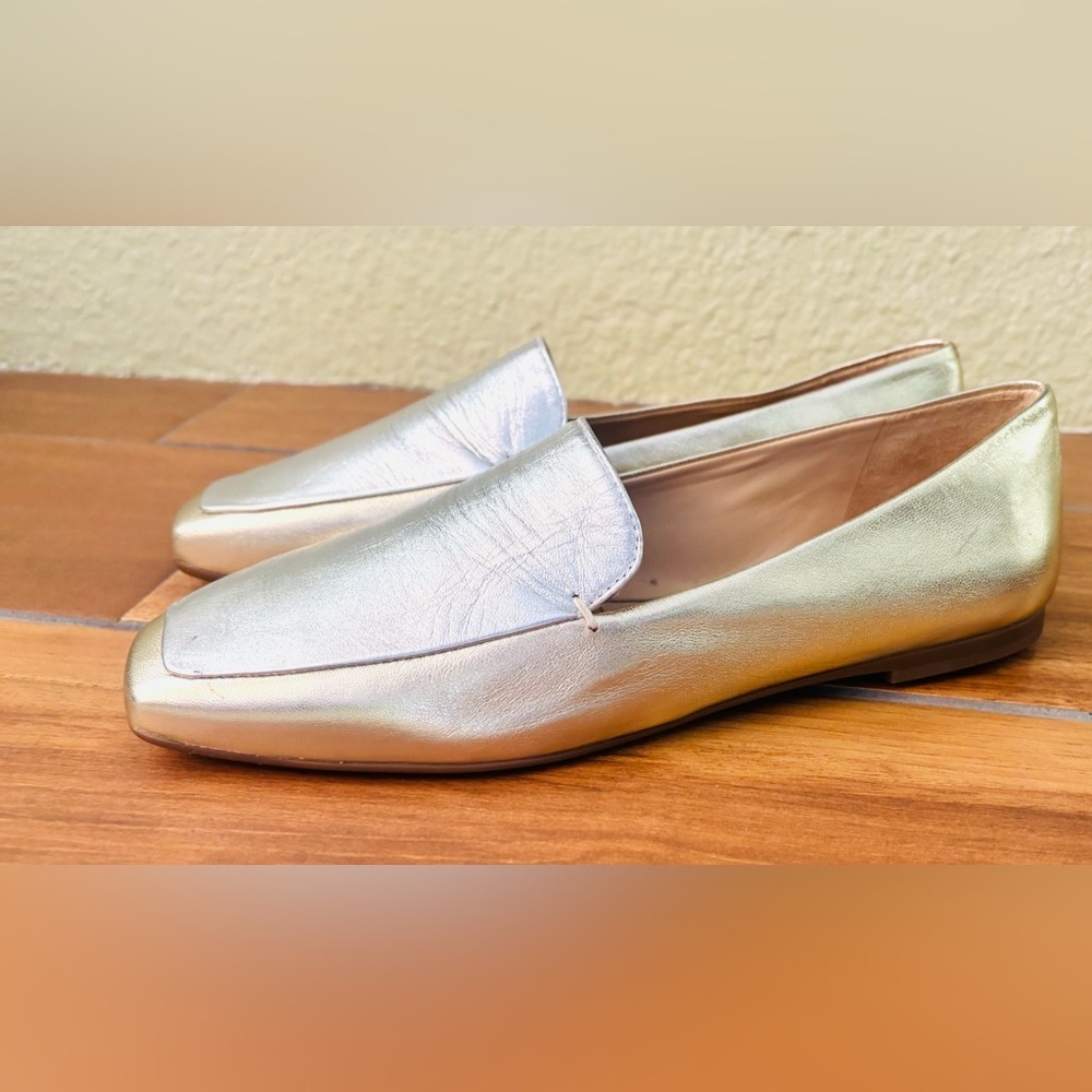 NWOB Bernardo Genesis Bicolor Gold Metallic Slip On Flat Leather Loafers Size: 8 - Picture 2 of 6